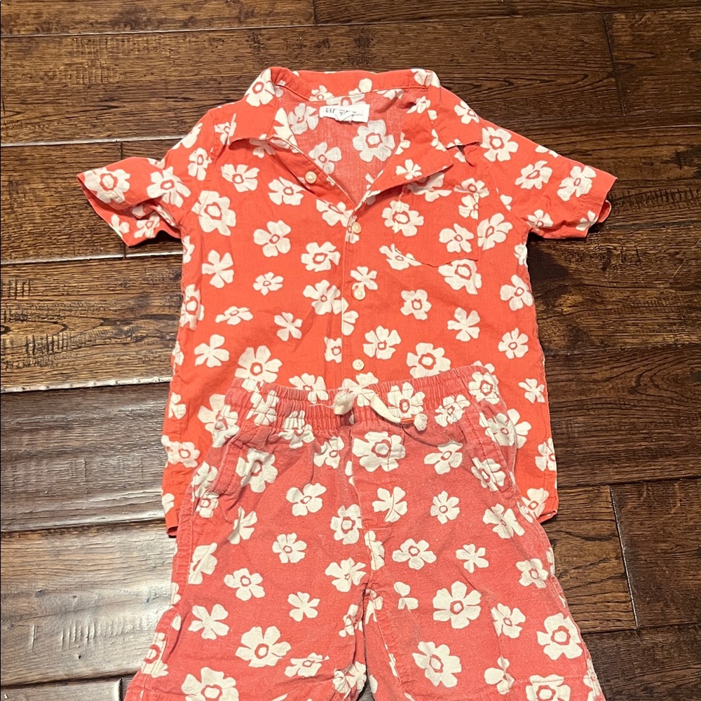 Floral set in Orange and White